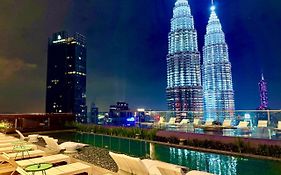 Star Residence Klcc By Sky Pool