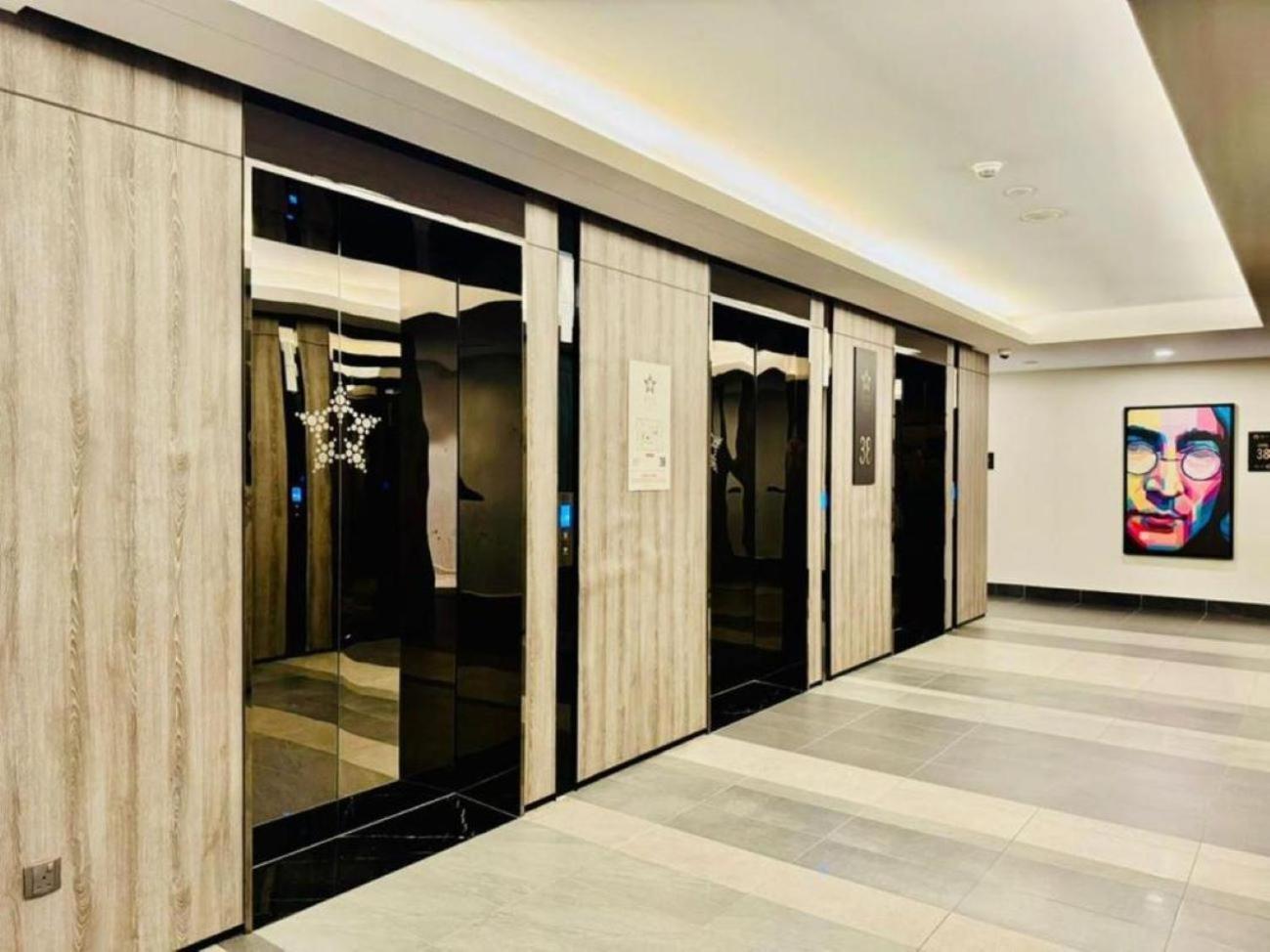 Star Residence Klcc By Sky Pool Kuala Lumpur Exterior photo
